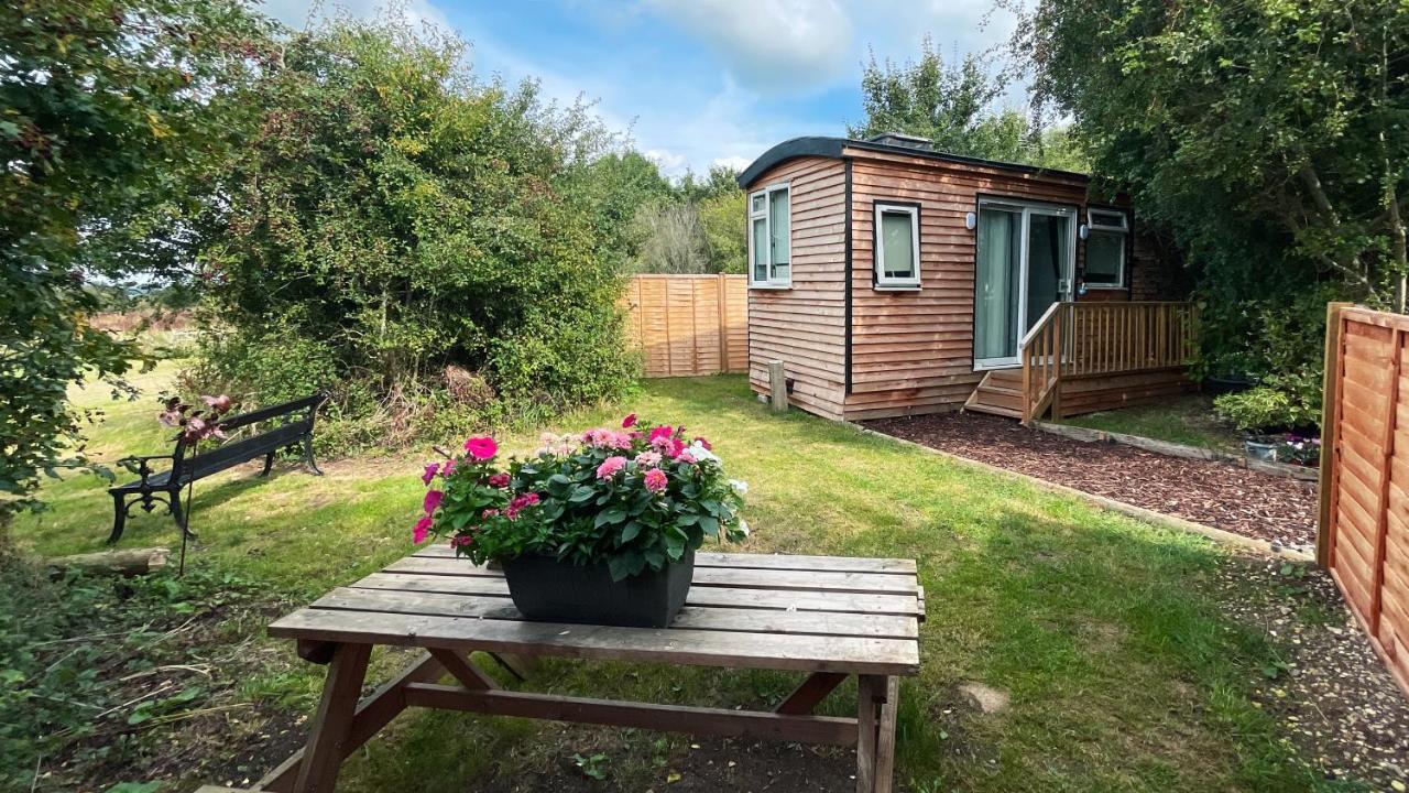Shepherds Hut Bath Wick  Exterior foto